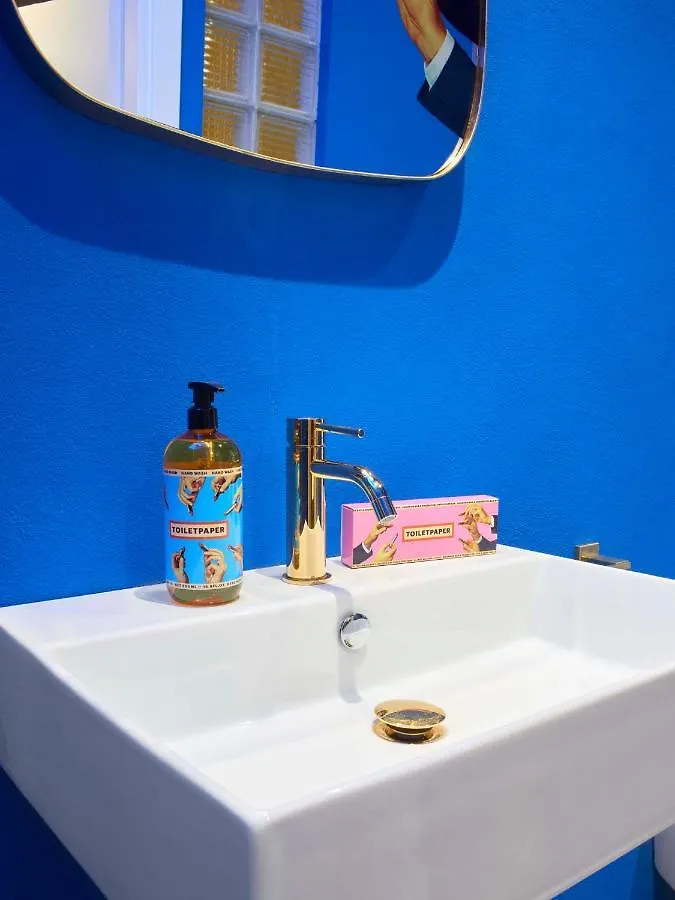 Toiletpaper Living Canonica Apartment Milan